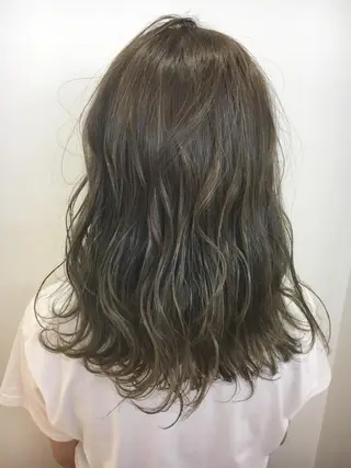 ミディアム カラー 永井 大希のヘアスタイル