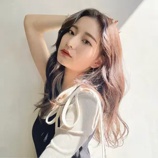 ロング 韓国𝐻𝑎𝑖𝑟 🇰🇷🖤ジアのヘアスタイル