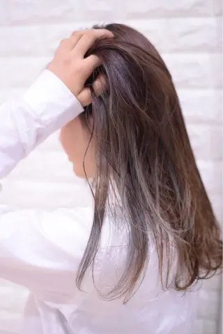 ミディアム カラー ハイトーンカラー RYUのヘアスタイル