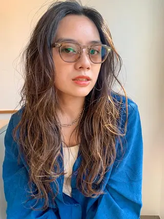 ミディアム カラー パーマ CEINE【セーヌ】 三軒茶屋のヘアスタイル