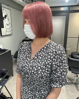 ショート 🌸インナーカラー 🌸藤井春華のヘアスタイル