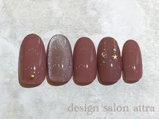 ネイル デザインサロン attra 本八幡店のネイルデザイン