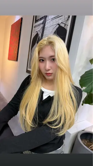 ロング RITZY所属・RITZY ヒヨリのヘアスタイル