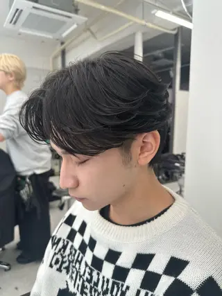 メンズ ニュアンス/フェザー /ウルフ/伶馬のヘアスタイル