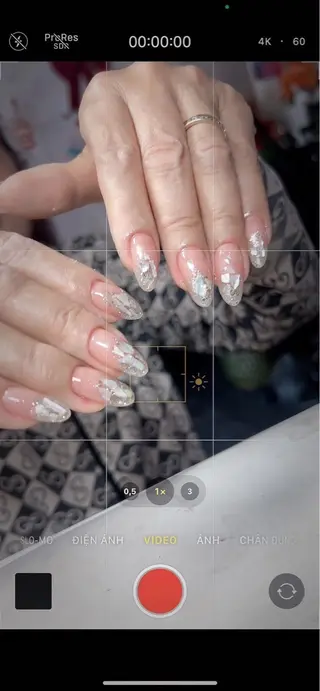 ネイル Van Nail 本厚木店所属・Van Nail Salonのネイルデザイン