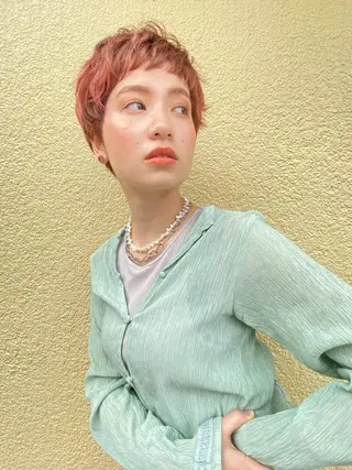 ショート カラー パーマ 透明感カラーブリーチ 🌼シゲモトアヤ🌼のヘアスタイル