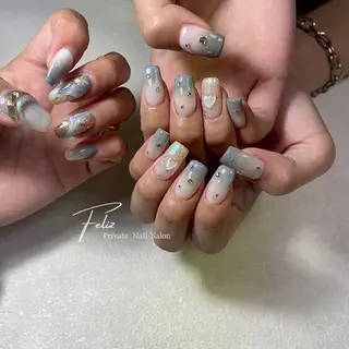 ネイル Feliz所属・Feliz 楽しいネイルサロンのネイルデザイン