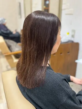 ロング カラー 伊藤 梨緒のヘアスタイル