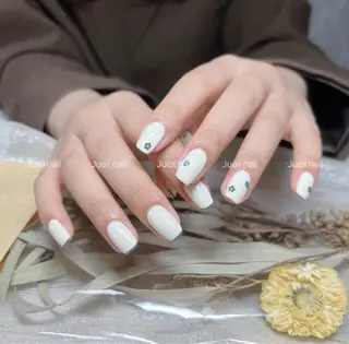 ネイル KURE ISAKIのネイルデザイン