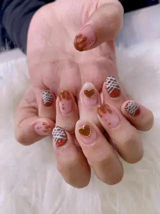 ネイル 菲菲ネイルサロン所属・FF フィフィネイルサロンのネイルデザイン