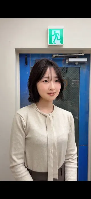 ショート カラー パーマ Gigi 代々木所属・りこ 🐈‍⬛韓国艶カラーのヘアスタイル