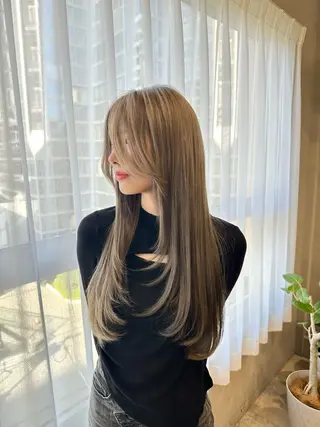 ロング 石本 眞優のヘアスタイル