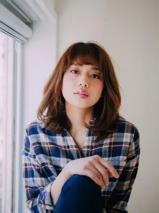 ミディアム カラー 松島祐介【店長／ トップディレクター】のヘアスタイル