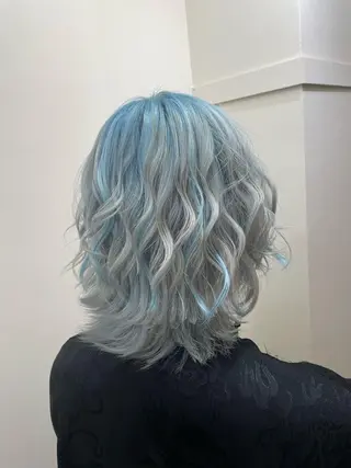 ミディアム カラー WEST OLAND加藤圭介のヘアスタイル