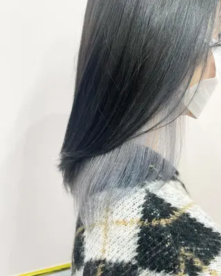 カラー 艶髪 🦋CON🦋のヘアスタイル