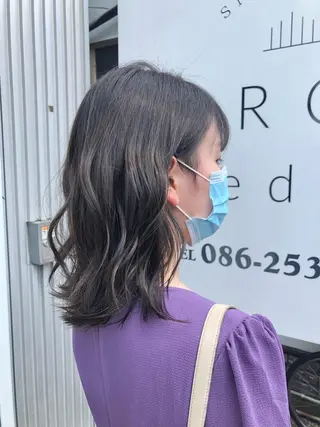 ミディアム 田中 愛巳のヘアスタイル