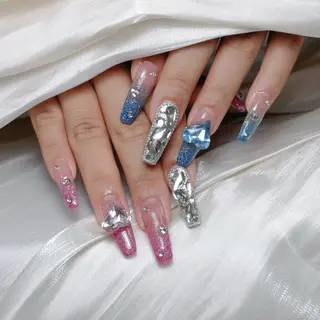 ネイル マギー ネイル🦋のネイルデザイン