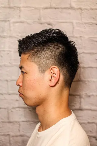 ショート パーマ メンズ 銀座マツナガ新宿野村ビル店所属・メンズカット 佐藤優菜のヘアスタイル