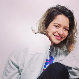 ミディアム カラー シールエクステ支持率 髪質改善💯sayaのヘアスタイル