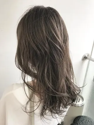 ロング カラー ショート/レイヤー なら石井知希のヘアスタイル