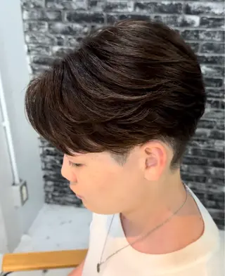 ショート メンズ men's salon gaudi 高槻店所属・波巻きパーマ/ 曲がる縮毛矯正/川岸のヘアスタイル