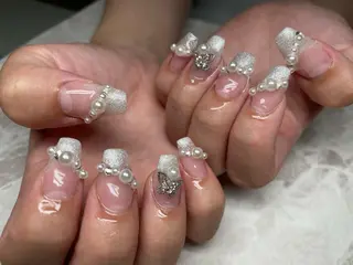 ネイル Roi〈ロワ〉 Minakoのネイルデザイン