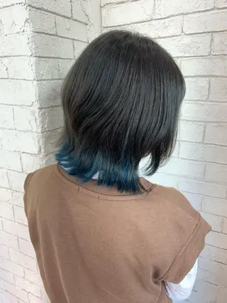 ミディアム someya 🥀のヘアスタイル