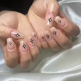 ネイル S LOUNGE NAIL所属・パーツたくさん🍓 SUMIのネイルデザイン