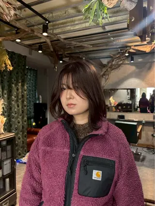 ミディアム カラー ravens デザインカラーのヘアスタイル