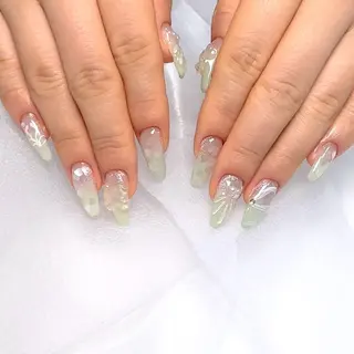 ネイル private nail saron所属・清板 愛夢のネイルデザイン