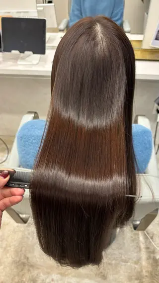 ロング カラー makoto⌇レイヤ ー⌇艶カラー🍒‎のヘアスタイル