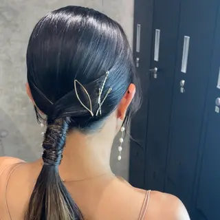 セミロング 艶暖色カラー🍒 縮毛矯正ほののヘアスタイル