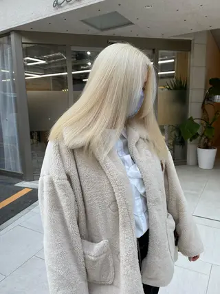 セミロング SALOWIN梅田茶屋町North店所属・福山 晴香のヘアスタイル