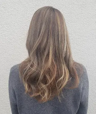 ロング 山田 一輝のヘアスタイル