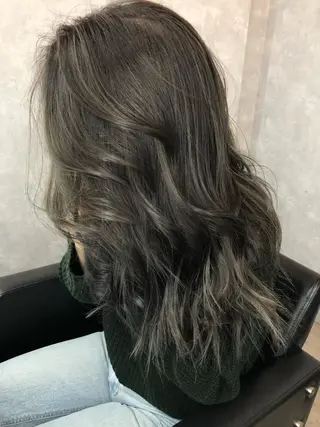 ロング カラー レイヤーカット BLend 渋谷のヘアスタイル
