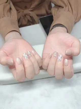 ネイル Yunabi Nail Salon所属・Yubabi Nail Salonのネイルデザイン