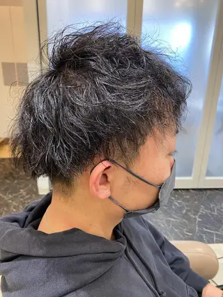 ショート パーマ メンズ 失敗しないパーマ 赤塚雄輝のヘアスタイル