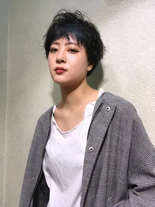 ショート ヨナイ チヒロのヘアスタイル