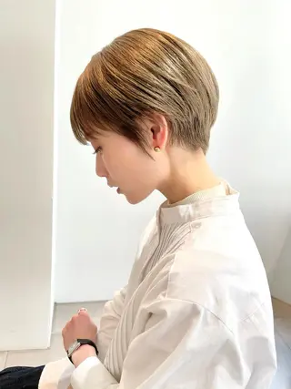 ショート カラー 中澤 美緒のヘアスタイル