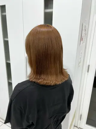 セミロング カラー レイヤー/ハイトーン ೀユイ🌙のヘアスタイル