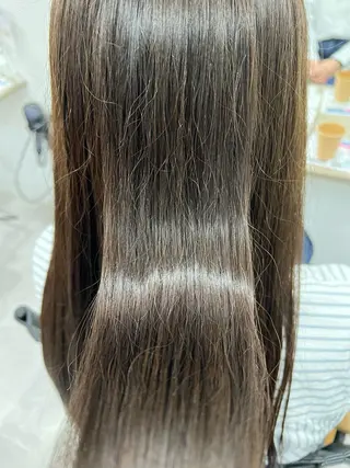 ロング まお/ 髪質改善💜のヘアスタイル