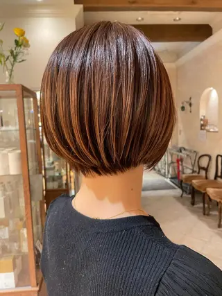 ショート ボブ ホノカのヘアスタイル