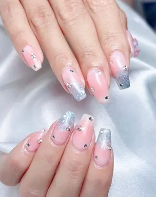 ネイル ネイルサロン Auraのネイルデザイン