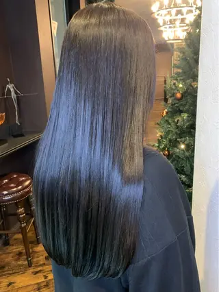 ロング カラー 梅木 李奈のヘアスタイル