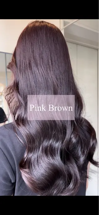 ロング カラー Hanna by W_SALONのヘアスタイル