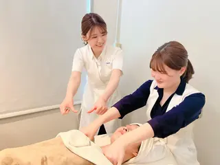 大人の 毛穴ケア専門店のエステ・リラクイメージ