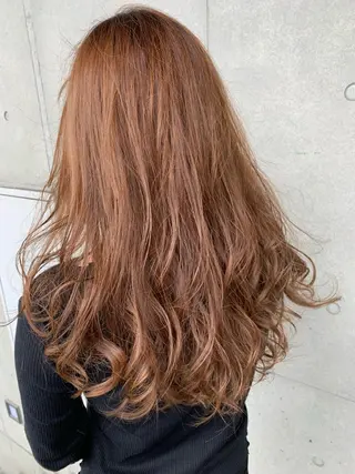 ロング カラー パーマ 鈴木 華枝のヘアスタイル