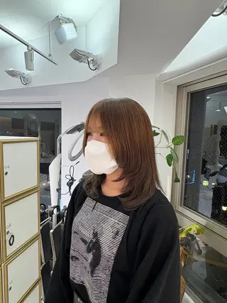 カラー 山野 華愛のヘアスタイル