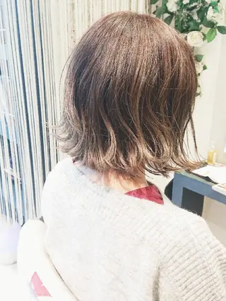 ミディアム カラー ✨技術講師.艶髪✨ ✂︎佐久間✂︎のヘアスタイル