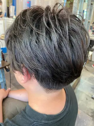 ショート カットパーマ✂️ 小坂田玲亜のヘアスタイル
